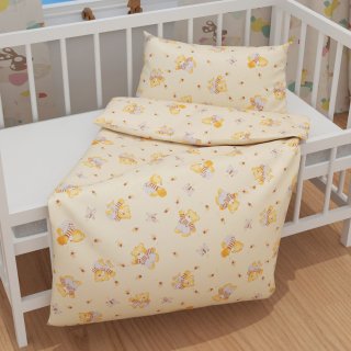 Detské bavlnené posteľné obliečky do postieľky Sandra SA-730 Medvedíky a včielky na svetlo žltom - detail 1 - Biante.sk