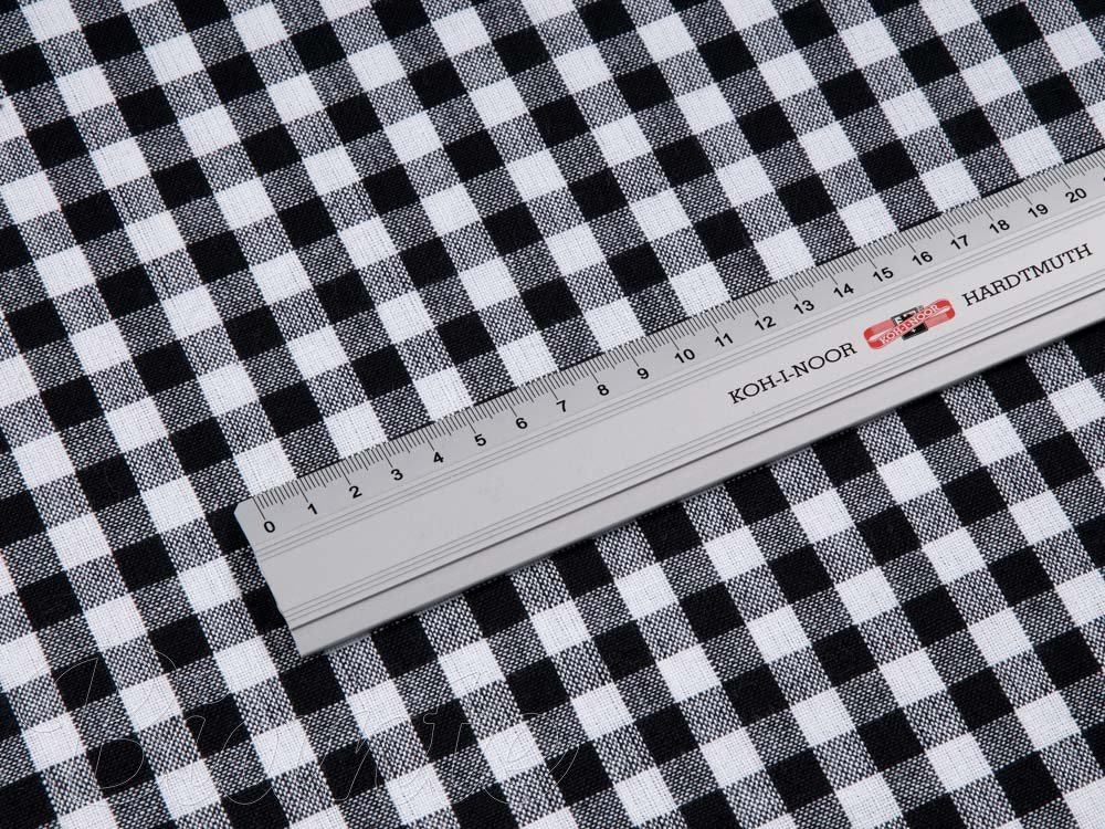 Bavlněná látka Olivia OL-015 Černo-bílá kostka malá - šířka 150 cm - detail 4 - Biante.cz Bavlněná látka Olivia OL-015 Černo-bílá kostka malá - šířka 150 cm - detail 4 - Biante.cz