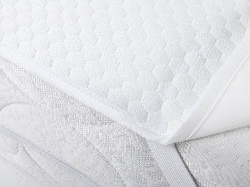 Nepropustný chránič matrace SOFT TOUCH - do dětské postýlky