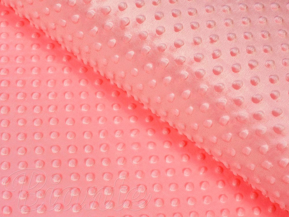 Dětská látka Minky 3D puntíky MKP-036 Korálově růžová - šířka 150 cm - Biante.cz Dětská látka Minky 3D puntíky MKP-036 Korálově růžová - šířka 150 cm - Biante.cz
