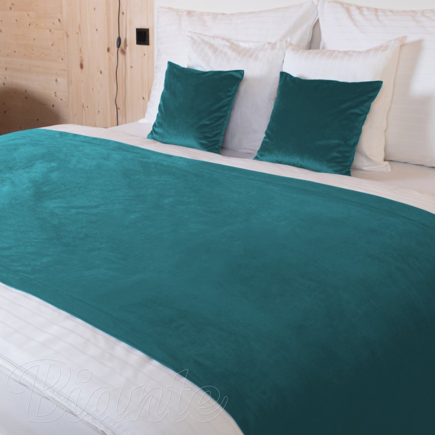 Sametový přehoz na postel Velvet Premium SVP-035 Tyrkysově modrý - detail 2 - Biante.cz