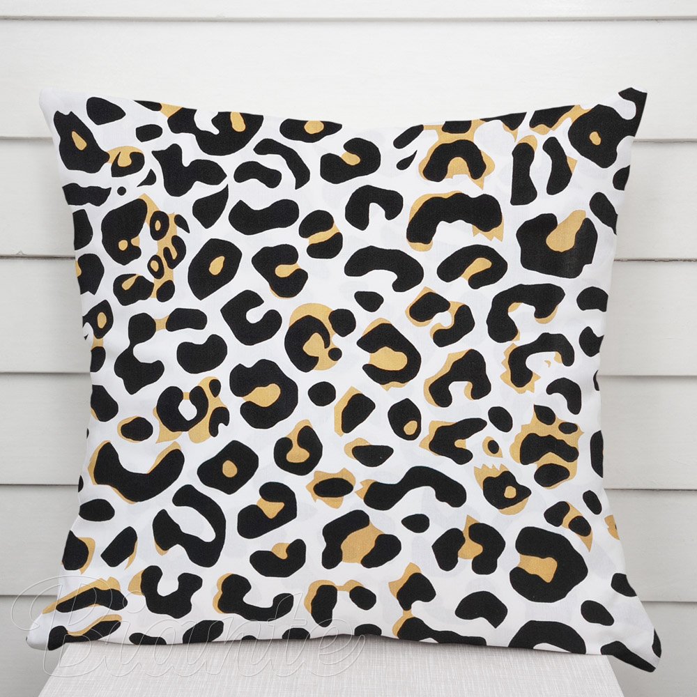Bavlněný povlak na polštář Sandra SA-409 Leopardí vzor na bílém - Biante.cz
