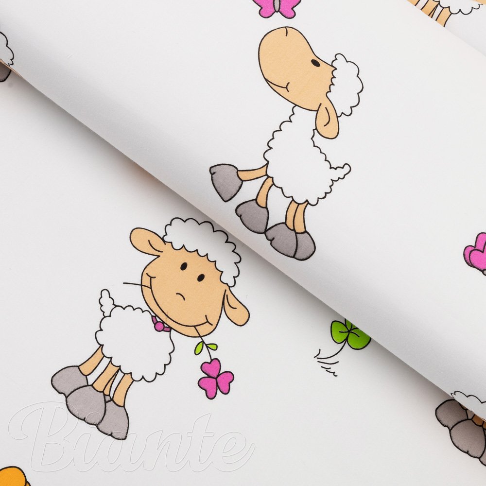 Dětská bavlněná látka/plátno Sandra SA-728 Veselé ovečky na bílém - šířka 160 cm - Biante.cz