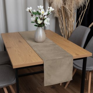 Sametový běhoun na stůl Velvet Premium SVP-030 Šedobéžový - detail 1 - Biante.cz Sametový běhoun na stůl Velvet Premium SVP-030 Šedobéžový - detail 1 - Biante.cz