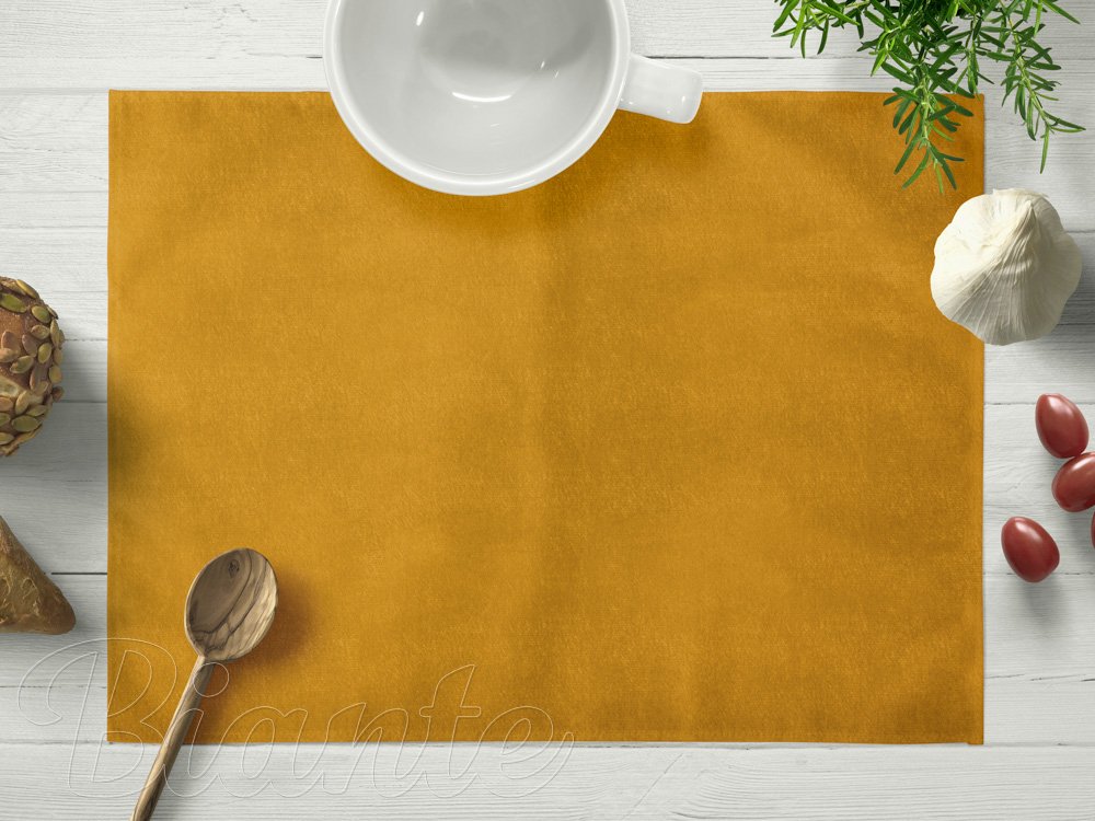 Sametové prostírání na stůl Velvet Premium SVP-037 Zlatavě oranžové - Biante.cz