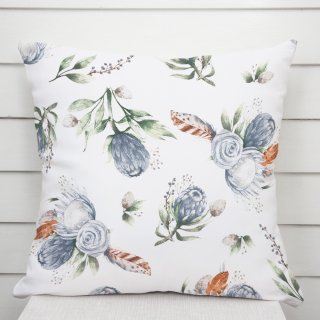 Bavlněný povlak na polštář Sandra SA-707 Modré květy Protea na bílém - Biante.cz Bavlněný povlak na polštář Sandra SA-707 Modré květy Protea na bílém - Biante.cz