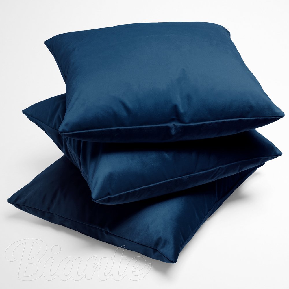 Sametový povlak na polštář Velvet Premium SVP-029 Námořnická modrá - detail 1 - Biante.cz Sametový povlak na polštář Velvet Premium SVP-029 Námořnická modrá - detail 1 - Biante.cz