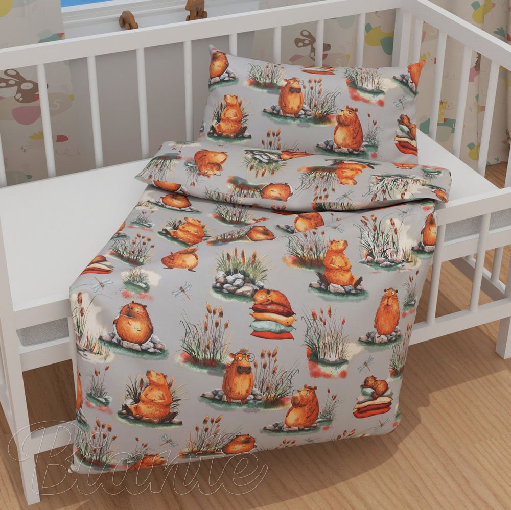 Dětské bavlněné povlečení do postýlky Sandra SA-711 Kapybary na šedém - detail 1 - Biante.cz