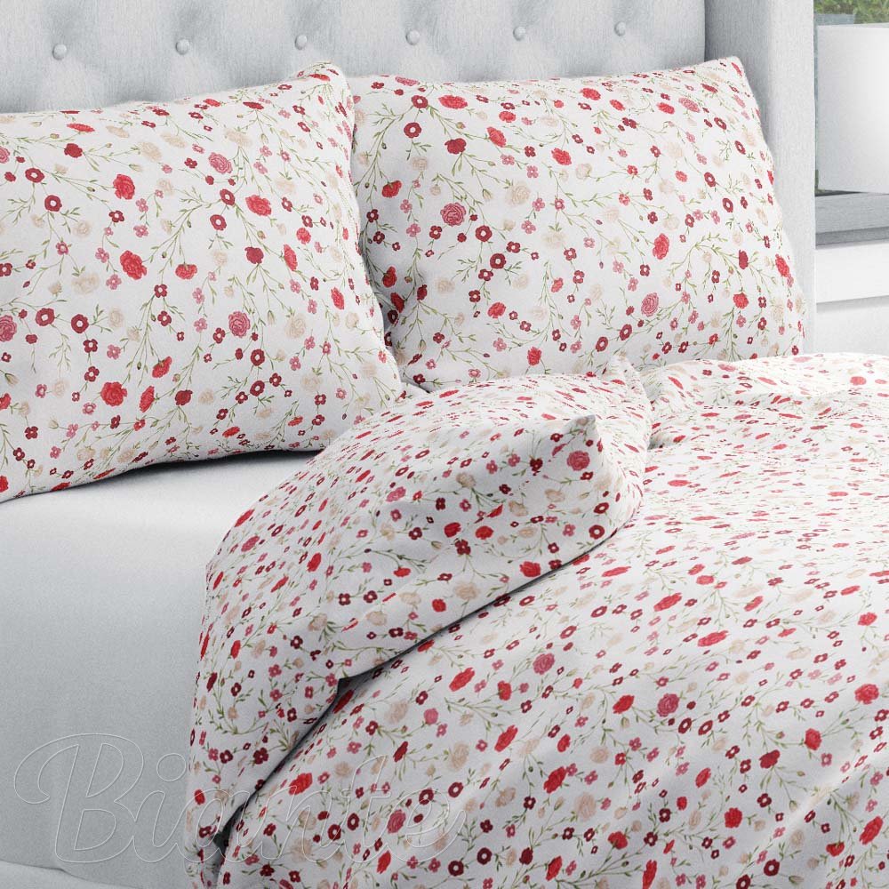 Bavlněné ložní povlečení Sandra SA-719 Červeno-béžové drobné květiny na bílém - Biante.cz