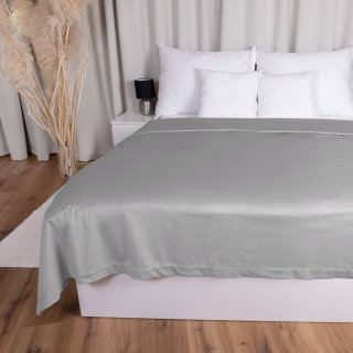 Sametový přehoz na postel Velvet Premium SVP-039 Šedý - Biante.cz Sametový přehoz na postel Velvet Premium SVP-039 Šedý - Biante.cz