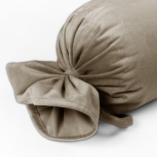 Sametový polštář válec bonbon Velvet Premium SVP-030 Šedobéžový - detail 1 - Biante.cz