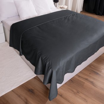 Sametový přehoz na postel Velvet Premium SVP-004 Antracitově šedý - detail 1 - Biante.cz