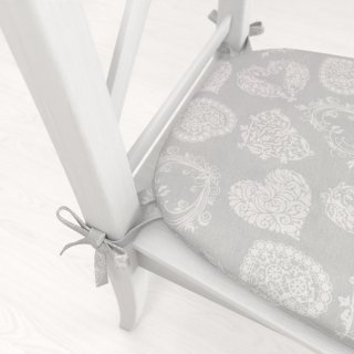 Oblý podsedák PML-071 Srdce s ornamenty na šedém - 39x37x3 cm - detail 1 - Biante.cz