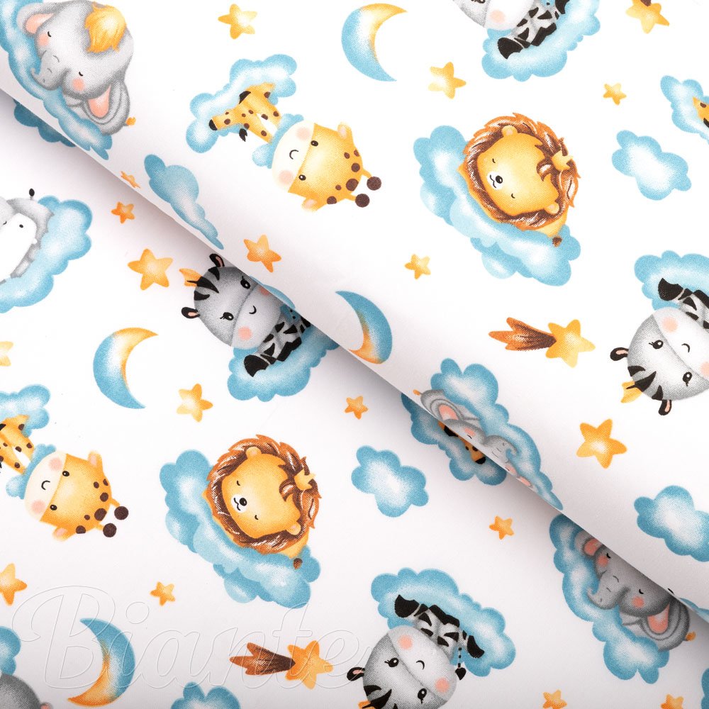 Dětská bavlněná látka/plátno Sandra SA-693 Africká zvířátka na modrých obláčcích na bílém - šířka 160 cm - Biante.cz