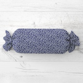 Polštář válec bonbon Sandra SA-257 Ornamenty na tmavě modrém - Biante.cz Polštář válec bonbon Sandra SA-257 Ornamenty na tmavě modrém - Biante.cz