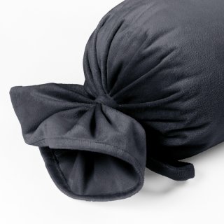 Zamatový vankúš valec bonbon Velvet Prémium SVP-004 Antracitovo sivý - detail 1 - Biante.sk