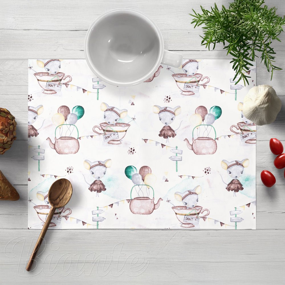 Dětské bavlněné prostírání na stůl Sandra SA-372 Myšky a konvičky na bílém - Biante.cz