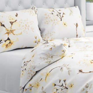Bavlněné ložní povlečení Sandra SA-582 Žluté květy s větvičkami na bílém - Biante.cz Bavlněné ložní povlečení Sandra SA-582 Žluté květy s větvičkami na bílém - Biante.cz