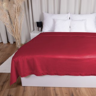 Sametový přehoz na postel Velvet Premium SVP-007 Malinově červený - Biante.cz Sametový přehoz na postel Velvet Premium SVP-007 Malinově červený - Biante.cz