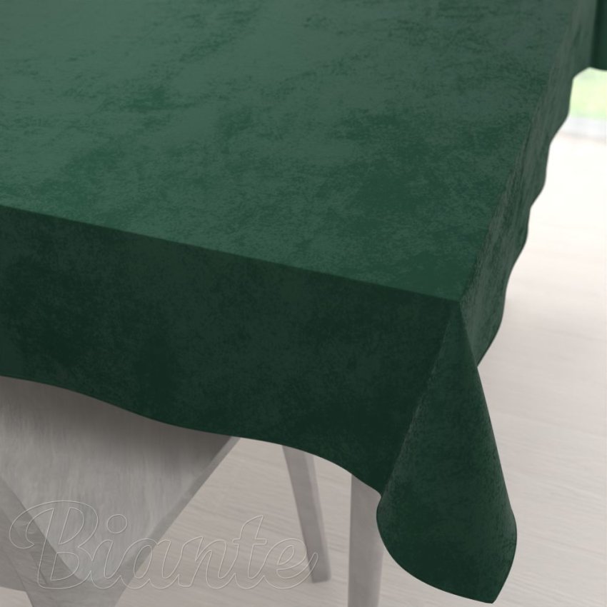 Sametový obdélníkový ubrus Velvet Premium SVP-040 Lesní zelená - Biante.cz