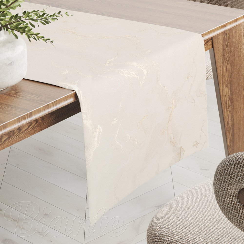 Zamatový behúň na stôl Isabela IBL-017 Zlatý/dymový mramor na smotanovom - Biante.sk