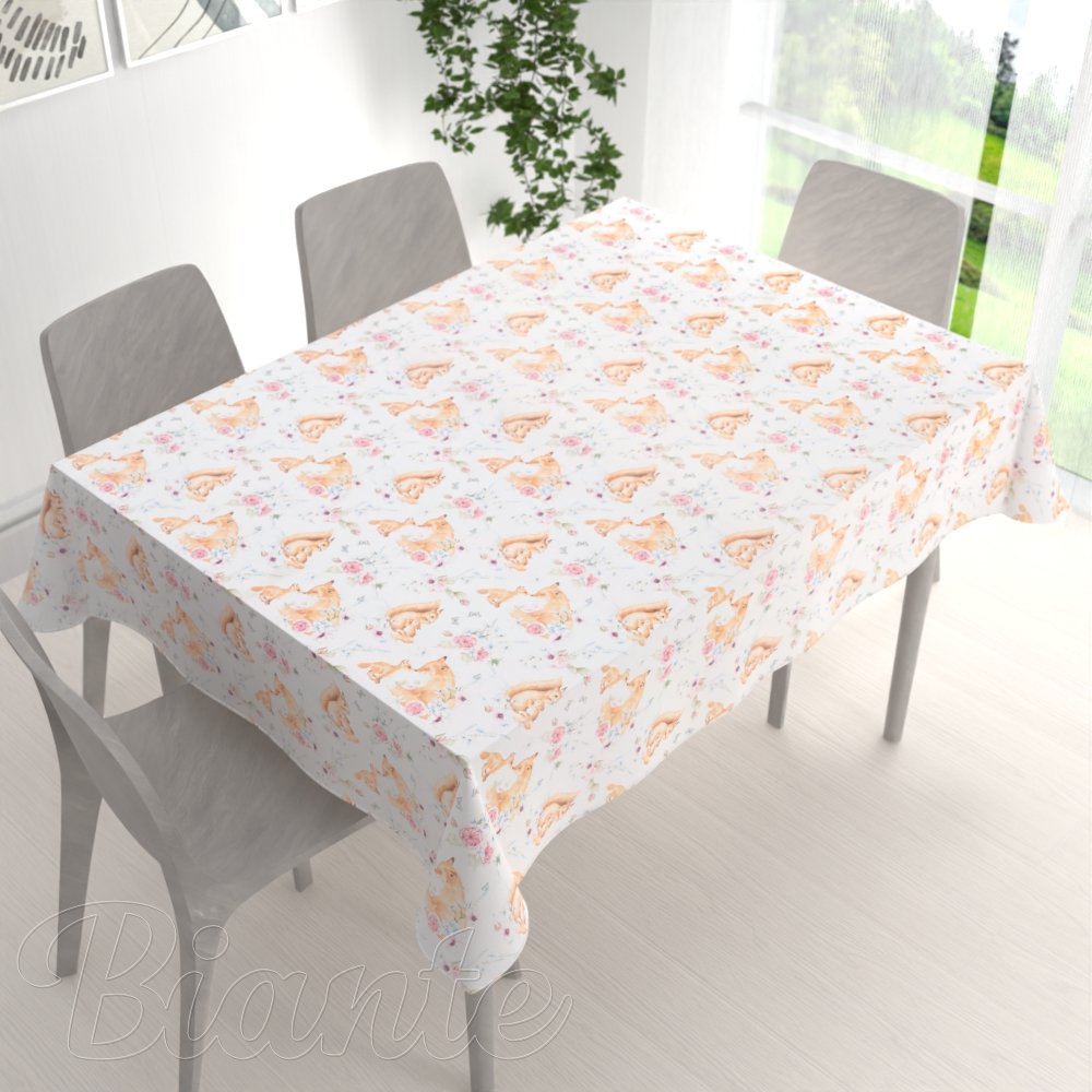 Dětský bavlněný obdélníkový ubrus Sandra SA-694 Veverky a lišky mezi květinami na bílém - detail 1 - Biante.cz