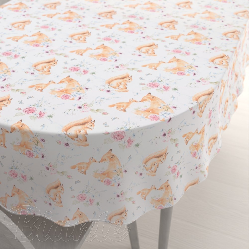 Dětský bavlněný oválný ubrus Sandra SA-694 Veverky a lišky mezi květinami na bílém - Biante.cz