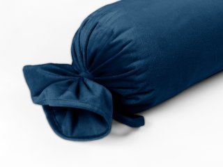 Sametový polštář válec bonbon Velvet Premium SVP-001 Petrolejově modrý - detail 1 - Biante.cz Sametový polštář válec bonbon Velvet Premium SVP-001 Petrolejově modrý - detail 1 - Biante.cz