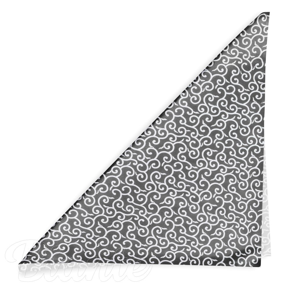 Bavlněný šátek Sandra SA-258 Ornamenty na tmavě šedém - detail 1 - Biante.cz