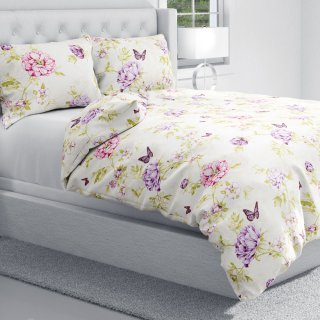 Bavlněné ložní povlečení Sandra SA-532 Fialové květiny s motýlky na světle krémovém - detail 1 - Biante.cz Bavlněné ložní povlečení Sandra SA-532 Fialové květiny s motýlky na světle krémovém - detail 1 - Biante.cz