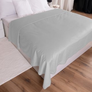 Sametový přehoz na postel Velvet Premium SVP-027 Světle šedý - detail 1 - Biante.cz Sametový přehoz na postel Velvet Premium SVP-027 Světle šedý - detail 1 - Biante.cz