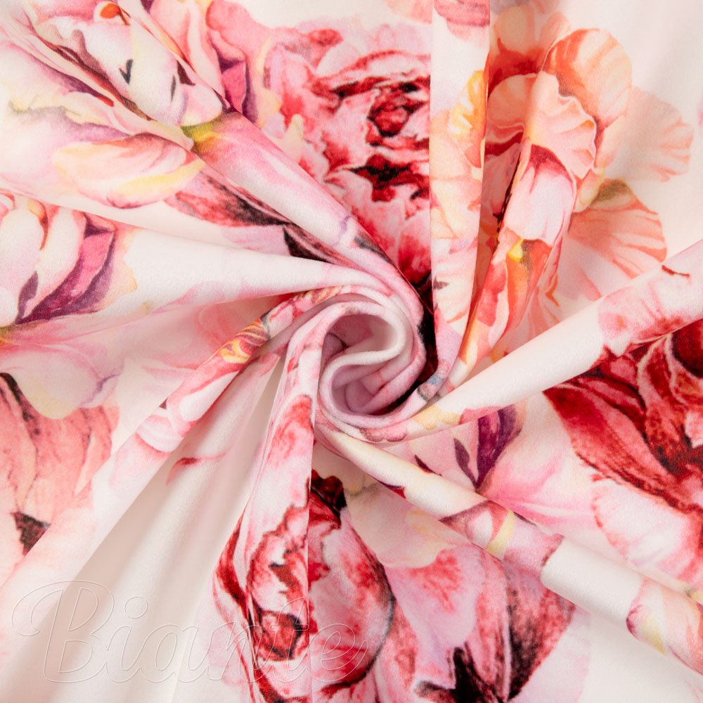 Sametová látka Tamara TMR-041 Růžovo-červené pivoňky na bílém - šířka 140 cm - detail 2 - Biante.cz