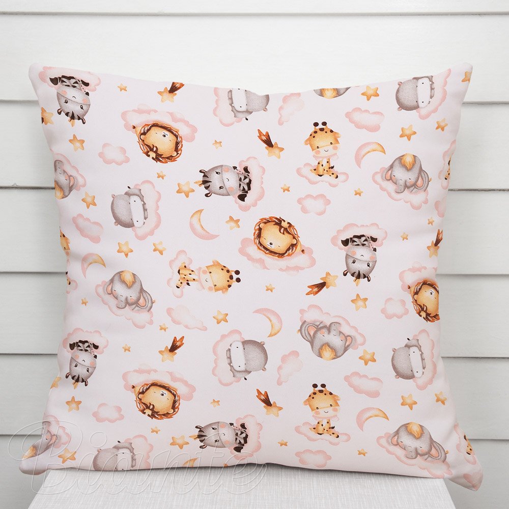 Dětský bavlněný povlak na polštář Sandra SA-658 Africká zvířátka na růžových obláčcích na bílém - Biante.cz