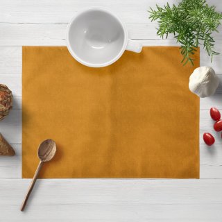 Sametové prostírání na stůl Velvet Premium SVP-008 Medové - Biante.cz Sametové prostírání na stůl Velvet Premium SVP-008 Medové - Biante.cz