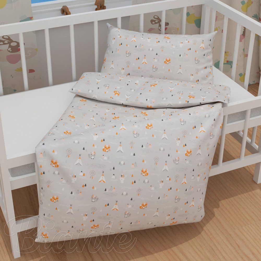 Dětské bavlněné povlečení do postýlky Sandra SA-699 Oranžová zvířátka Indiáni na šedém - detail 1 - Biante.cz