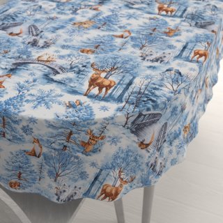 Bavlněný oválný ubrus Sandra SA-674 Lesní zvířata v zimním lese na modrém - Biante.cz