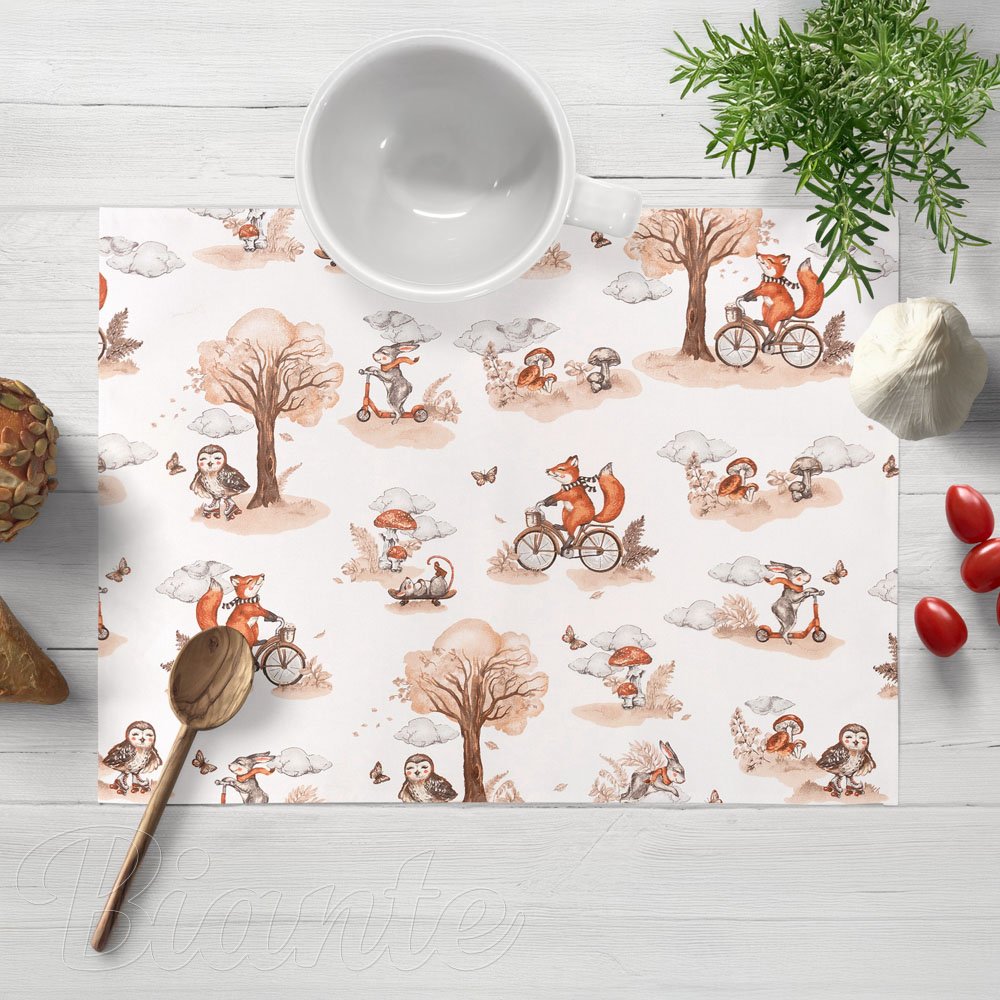 Detské bavlnené prestieranie na stôl Sandra SA-696 Líšky na bicykloch - hnedé na bielom - Biante.sk