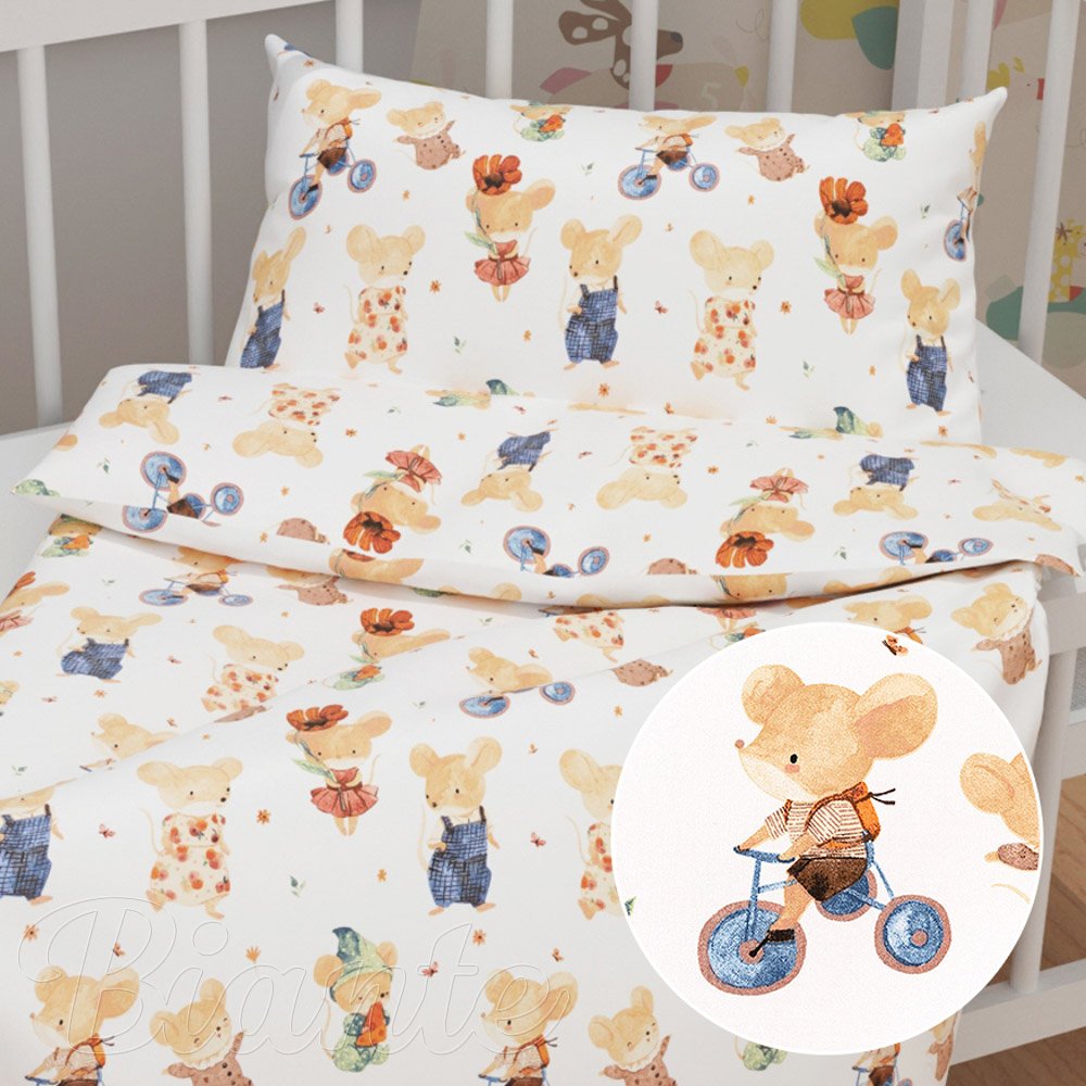 Detské bavlnené posteľné obliečky do postieľky Sandra SA-611 Hravé myšky na bielom - Biante.sk