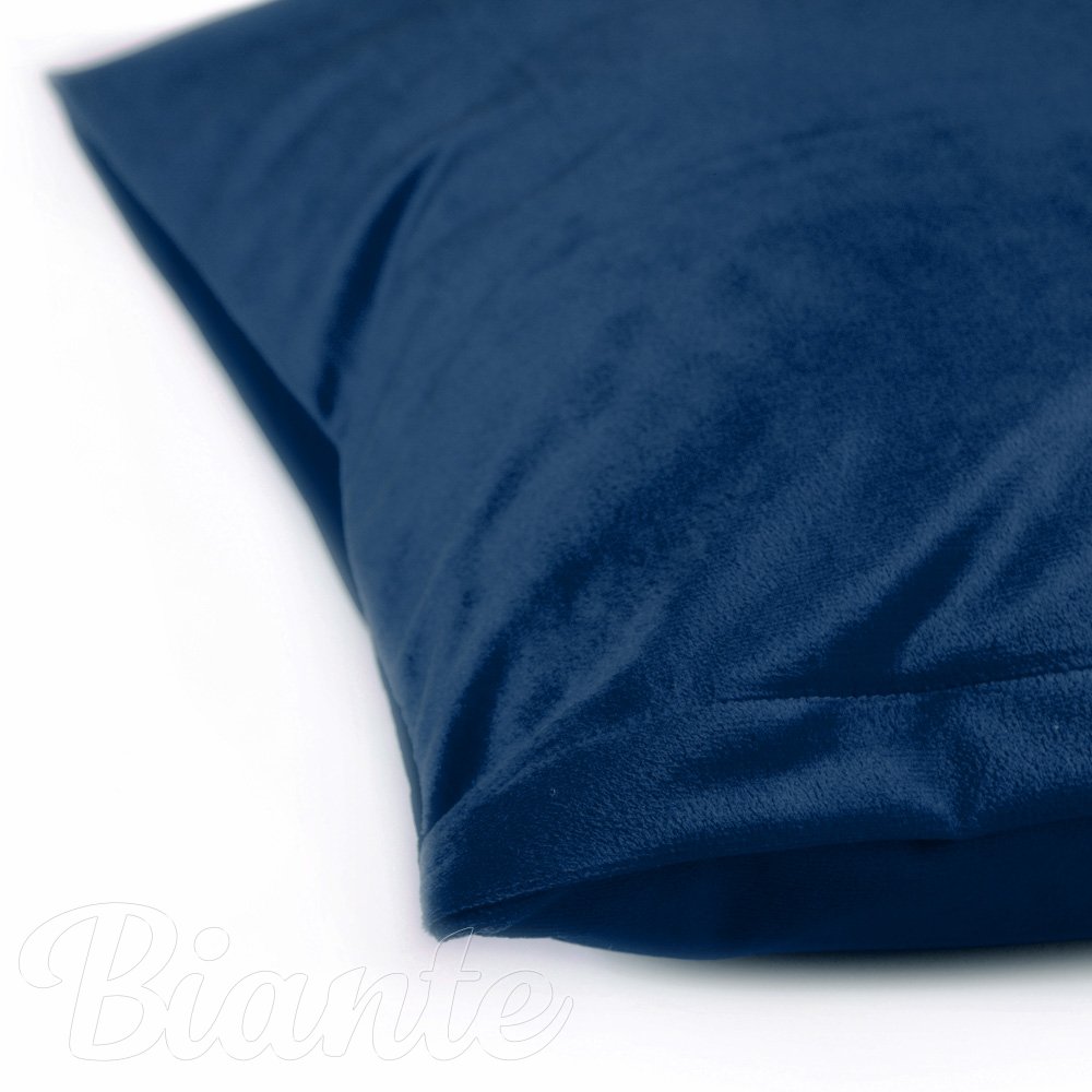 Zamatová obliečka na vankúš Velvet Prémium SVP-036 Námornícka modrá - detail 2 - Biante.sk Zamatová obliečka na vankúš Velvet Prémium SVP-036 Námornícka modrá - detail 2 - Biante.sk