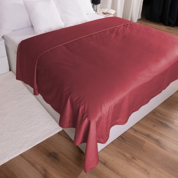 Zamatový prehoz na posteľ Velvet Prémium SVP-050 Vínovo červený - detail 1 - Biante.sk Zamatový prehoz na posteľ Velvet Prémium SVP-050 Vínovo červený - detail 1 - Biante.sk