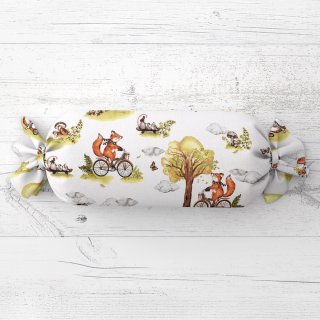 Dětský polštář válec bonbon Sandra SA-697 Lišky na kolách - zelené na bílém - Biante.cz Dětský polštář válec bonbon Sandra SA-697 Lišky na kolách - zelené na bílém - Biante.cz