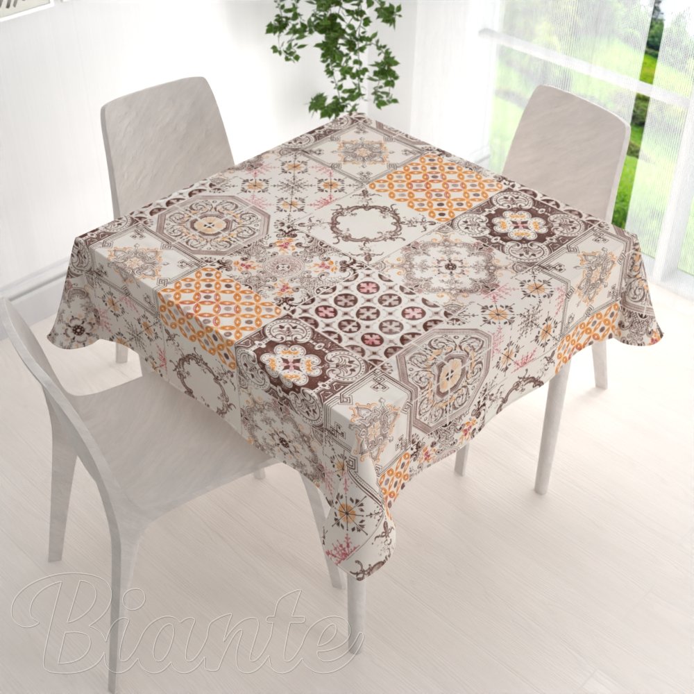 Velký bavlněný čtvercový ubrus Sandra SA-416 Hnědé dlaždice s ornamenty na krémovém - detail 1 - Biante.cz