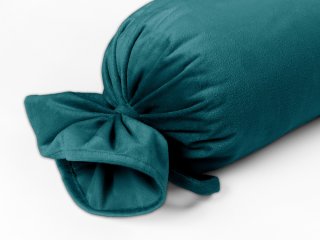 Zamatový vankúš valec bonbon Velvet Prémium SVP-025 Petrolejový - detail 1 - Biante.sk Zamatový vankúš valec bonbon Velvet Prémium SVP-025 Petrolejový - detail 1 - Biante.sk