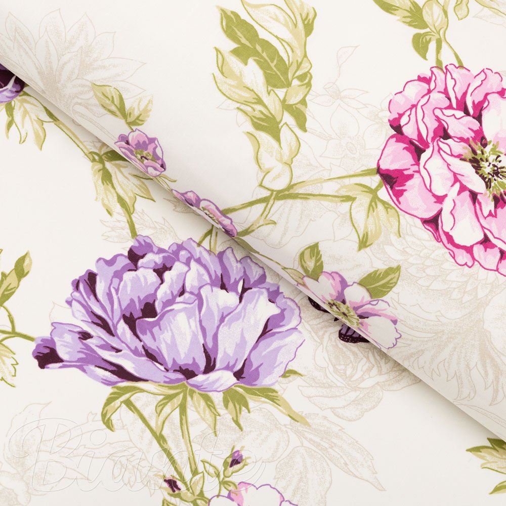 Bavlněná látka/plátno Sandra SA-532 Fialové květiny s motýlky na světle krémovém - šířka 160 cm - Biante.cz