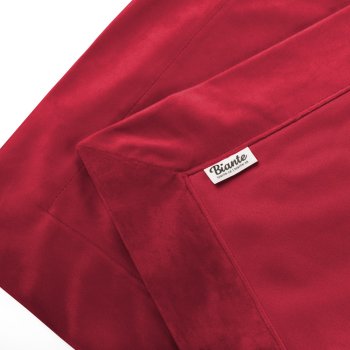 Zamatový prehoz/behúň na posteľ Velvet Prémium SVP-049 Jahodovo červený - detail 1 - Biante.sk Zamatový prehoz/behúň na posteľ Velvet Prémium SVP-049 Jahodovo červený - detail 1 - Biante.sk